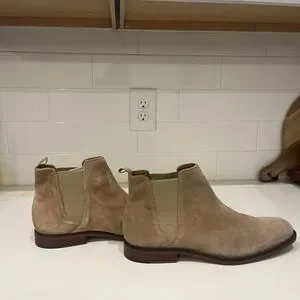 Aldo | Shoes | Mens Size Vianellor Beige Chelsea Boot Brand  display picture 1